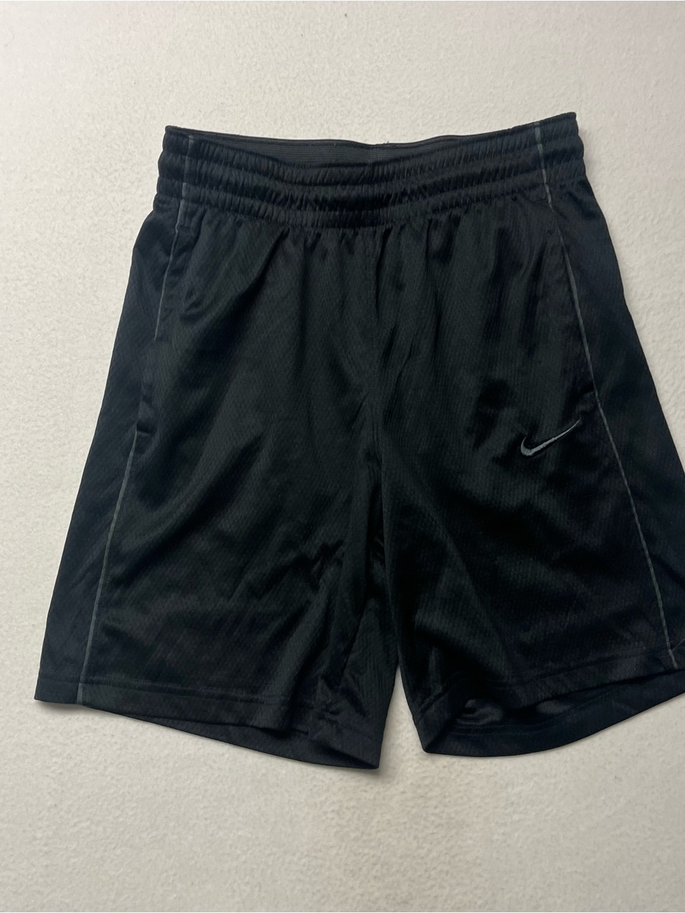 Nike Dri-FIT Men's Size S Black Mesh Gym Shorts Breathable Drawstring
